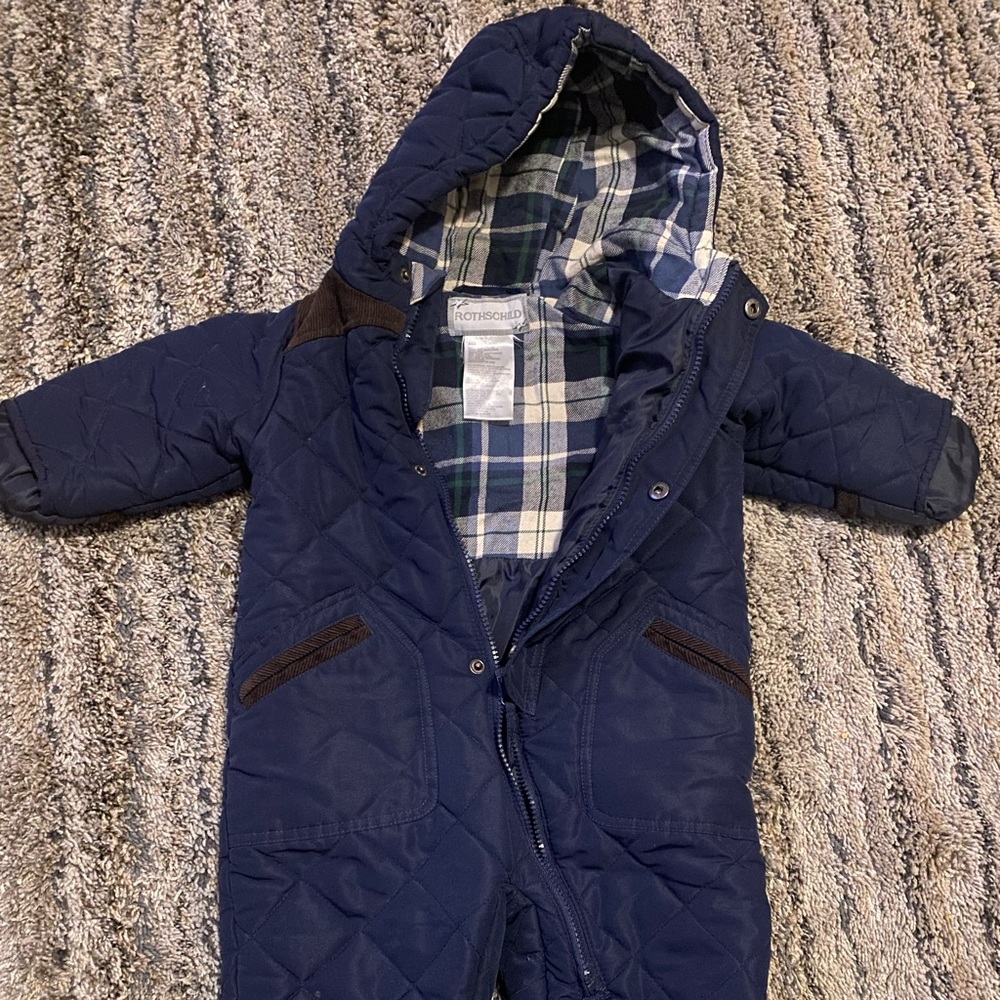 baby cold weather suit size 12 months broken zip